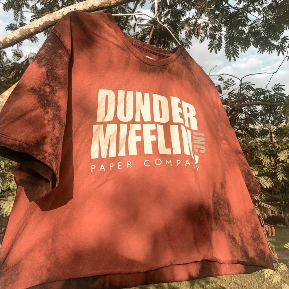 Hand-Dyed Dunder Mifflin Tee 🐞